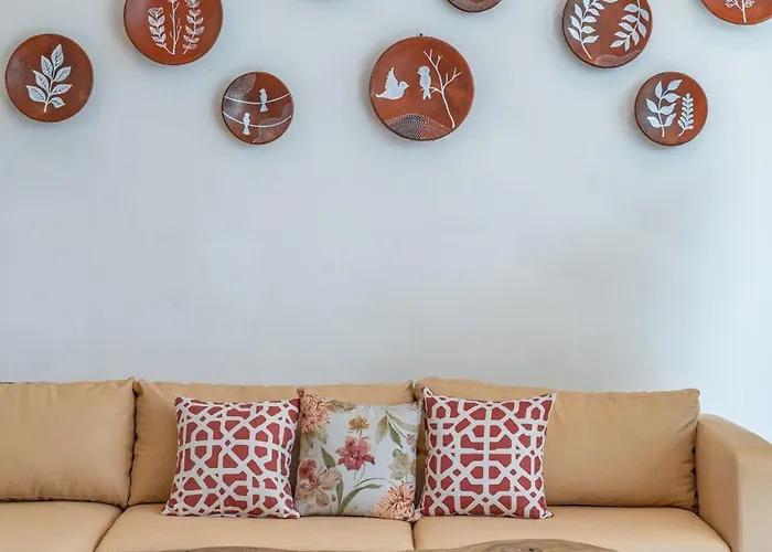 Athalla - Elegant 3br Near Berawa Beach! Villa